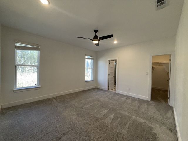 102 Oakwood Drive, Trinidad, TX 75163