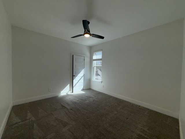 102 Oakwood Drive, Trinidad, TX 75163