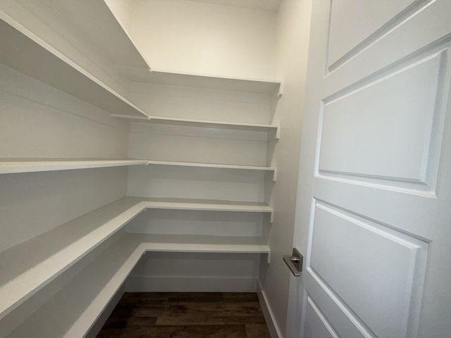 102 Oakwood Drive, Trinidad, TX 75163