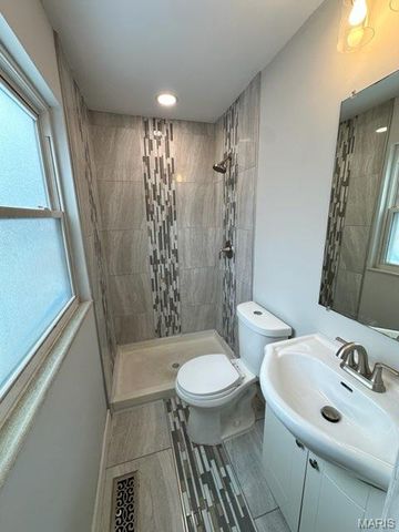 4318 Rhine Drive, Florissant, MO 63033