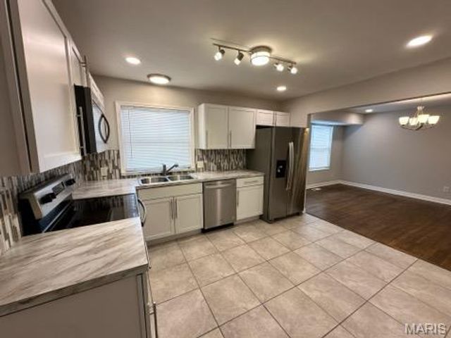 4318 Rhine Drive, Florissant, MO 63033