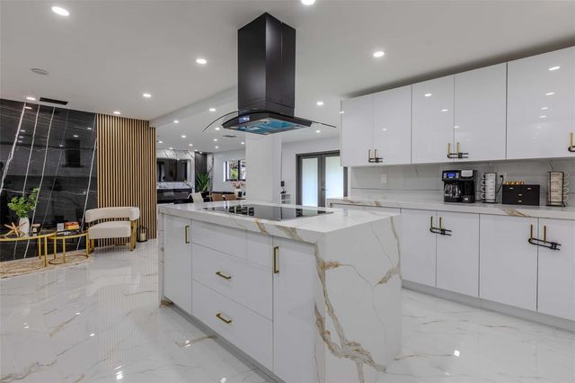 2633 NW Taft Street, Hollywood, FL 33020