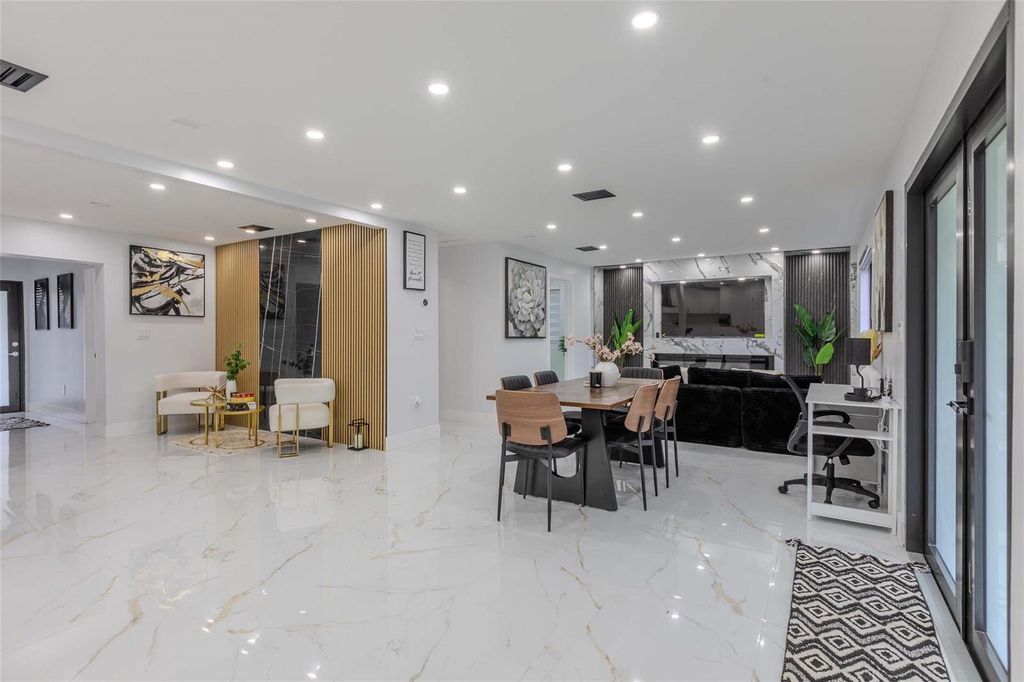 2633 NW Taft Street, Hollywood, FL 33020