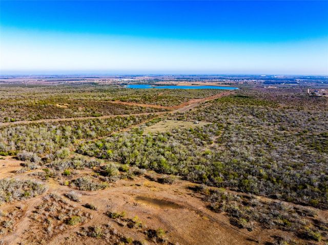 000 Pleasant Hill RD, Lockhart, TX 78644