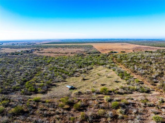 000 Pleasant Hill RD, Lockhart, TX 78644
