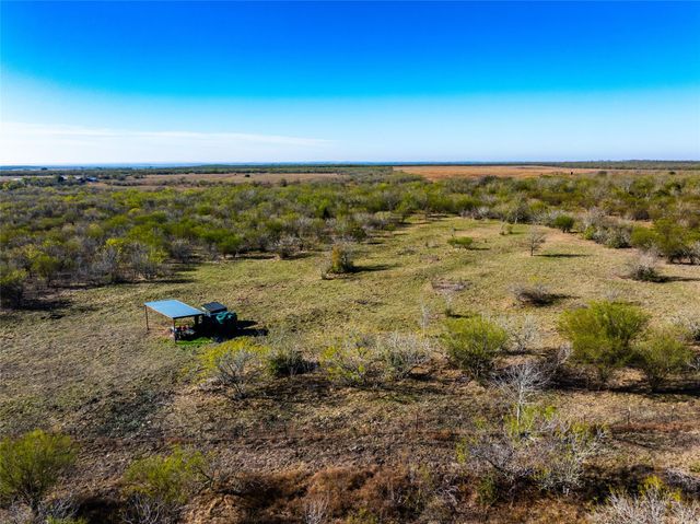 000 Pleasant Hill RD, Lockhart, TX 78644