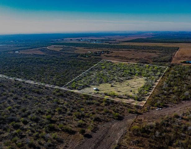 000 Pleasant Hill RD, Lockhart, TX 78644