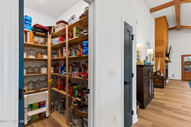 7605 E Yacht Drive NE, Oak Island, NC 28465