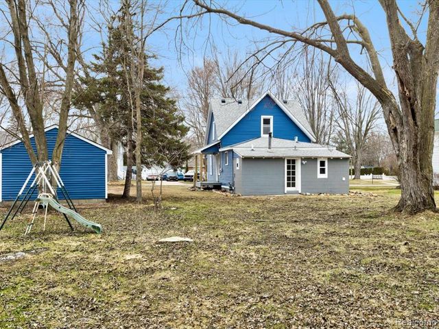 35930 Washington Street, Richmond, MI 48062