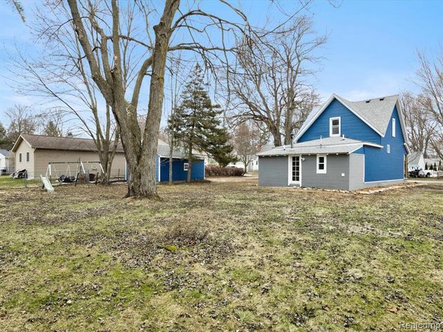 35930 Washington Street, Richmond, MI 48062