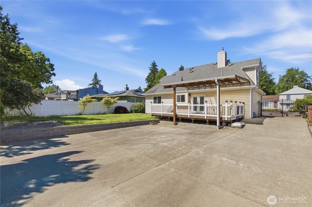 3925 N Visscher Street, Tacoma, WA 98407