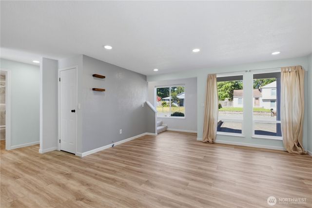 3925 N Visscher Street, Tacoma, WA 98407