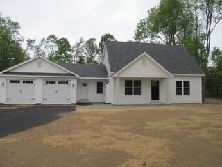 2 Ashley Avenue # 2, Hinsdale, NH 03451