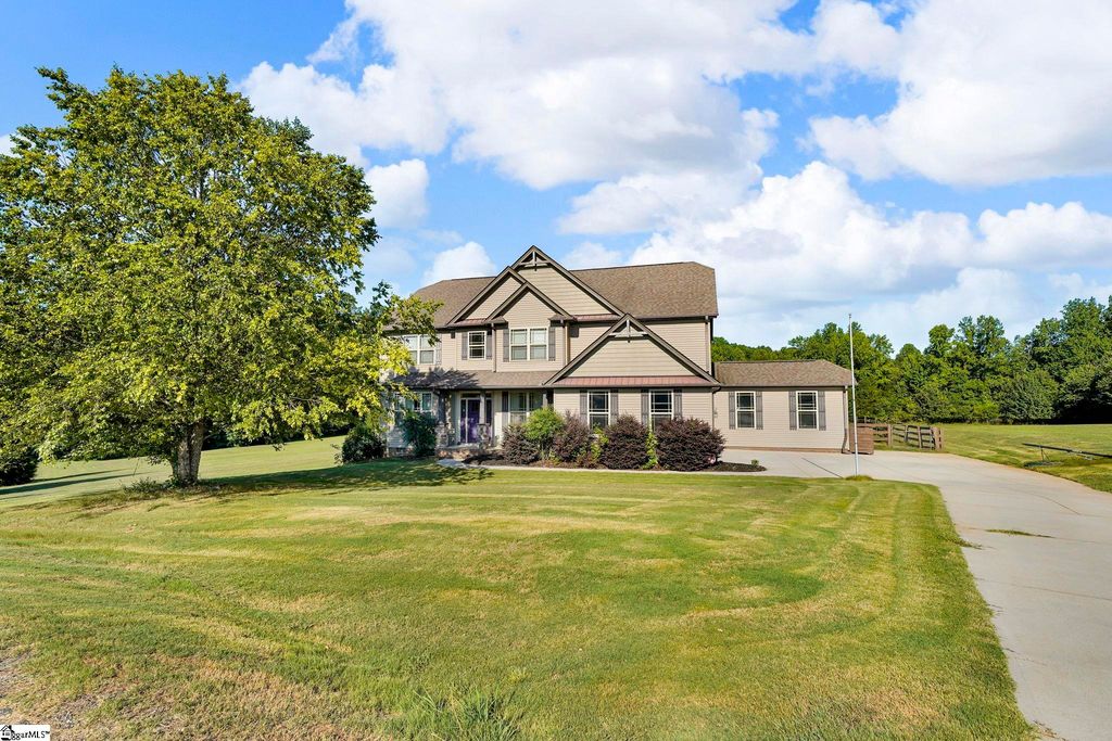 26 Fancy Lane, Travelers Rest, SC 29690