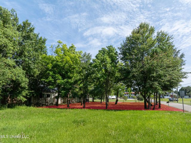 10010 Rodriguez Street, D'iberville, MS 39540