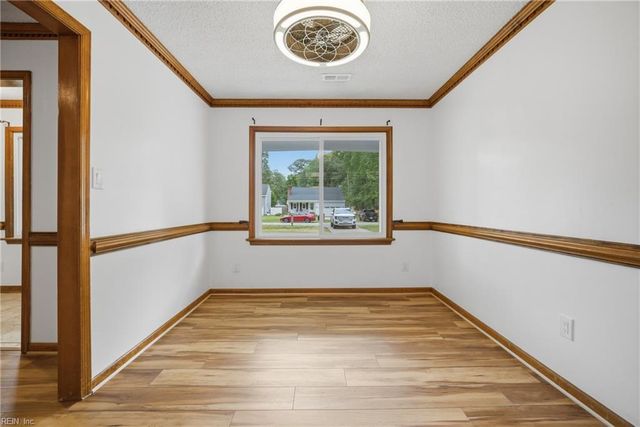 560 Denver AVE, Chesapeake, VA 23322