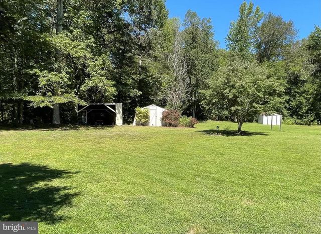 206 BURRS MILL RD, Southampton, NJ 08088