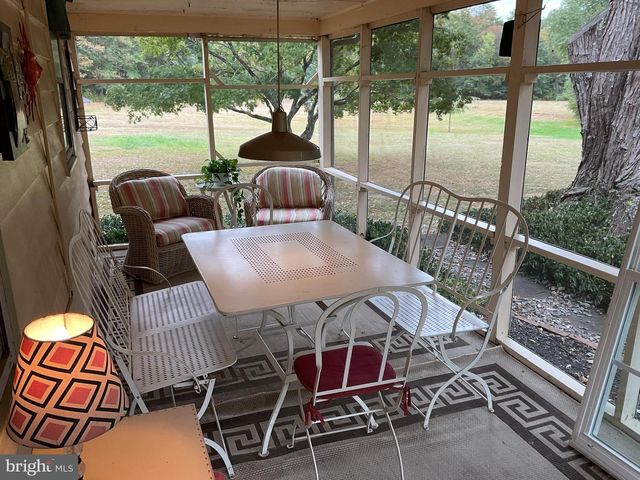 206 BURRS MILL RD, Southampton, NJ 08088