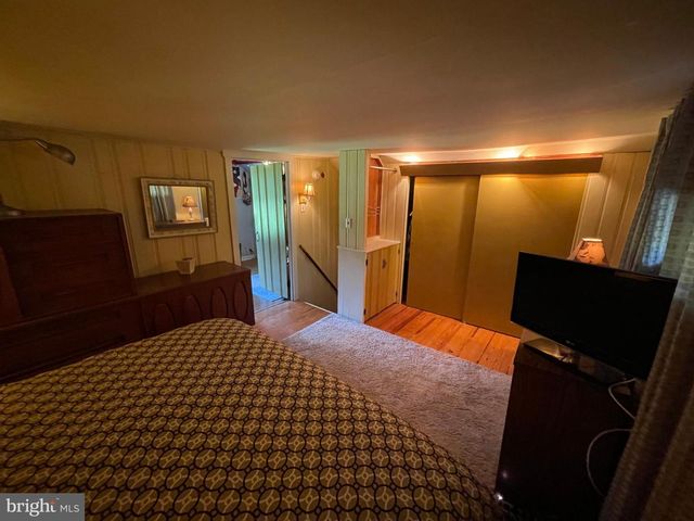 206 BURRS MILL RD, Southampton, NJ 08088