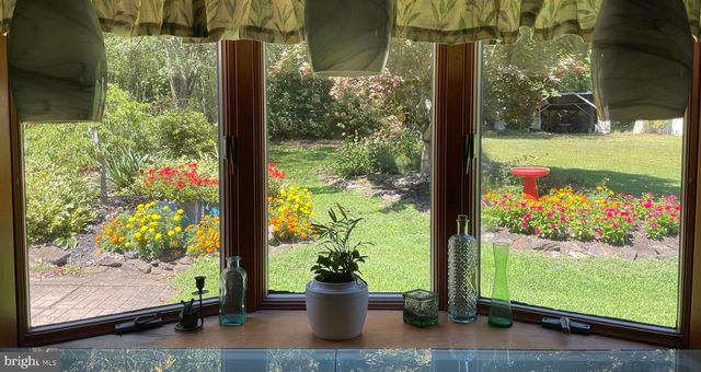 206 BURRS MILL RD, Southampton, NJ 08088