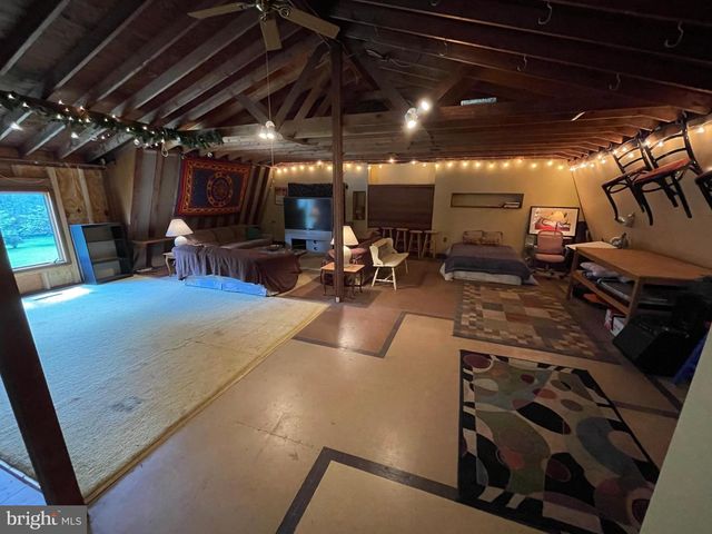 206 BURRS MILL RD, Southampton, NJ 08088