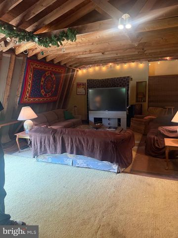 206 BURRS MILL RD, Southampton, NJ 08088