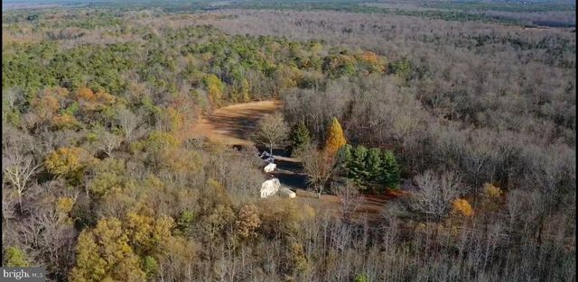 206 BURRS MILL RD, Southampton, NJ 08088