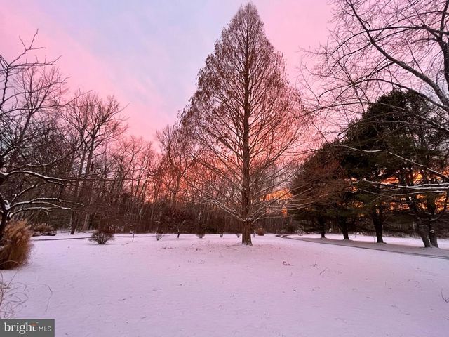 206 BURRS MILL RD, Southampton, NJ 08088