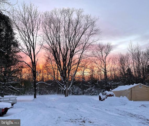 206 BURRS MILL RD, Southampton, NJ 08088