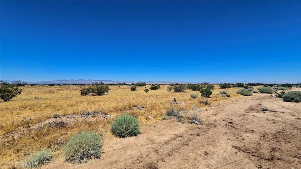 Image 5 of property listing at 0 109th Street near Evergreen Ave, California City, CA 93505