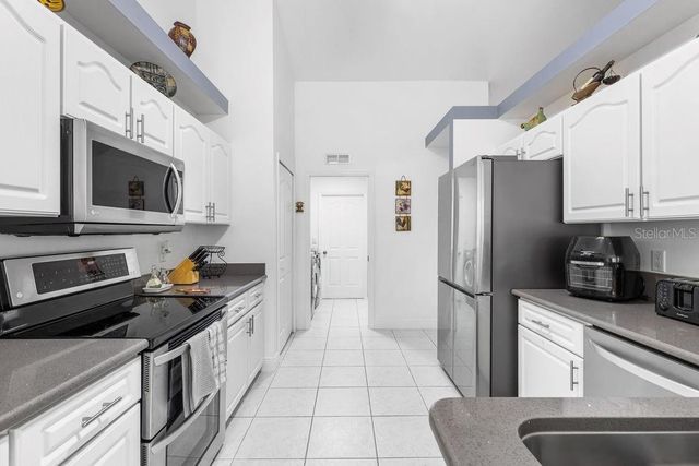 10360 SW 48TH AVENUE, Ocala, FL 34476