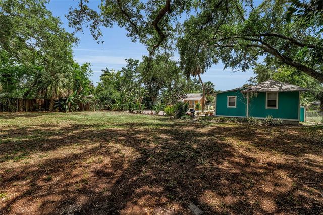 1817 6 TH STREET, Sarasota, FL 34236