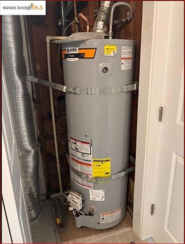 415 E Oak, Willows, CA 95988