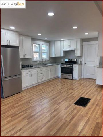 415 E Oak, Willows, CA 95988