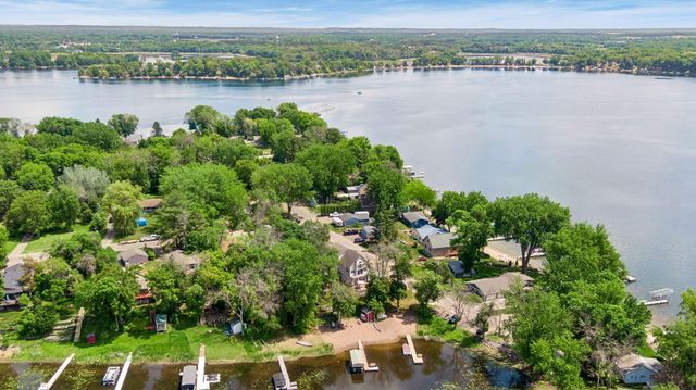13530 Norelius Lane, Lindstrom, MN 55045