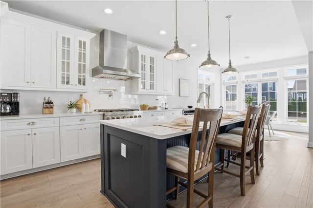 711 Withers Park Dr, Cranberry Twp, PA 16066