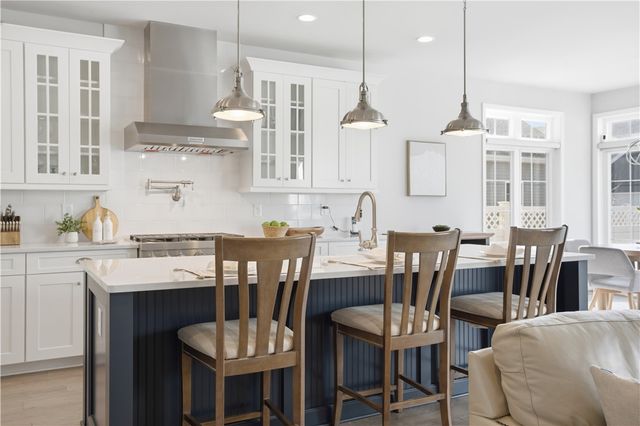 711 Withers Park Dr, Cranberry Twp, PA 16066