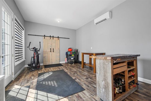 711 Withers Park Dr, Cranberry Twp, PA 16066