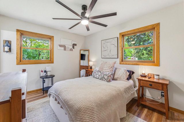 5272 W Silverleaf LANE, Brown Deer, WI 53223