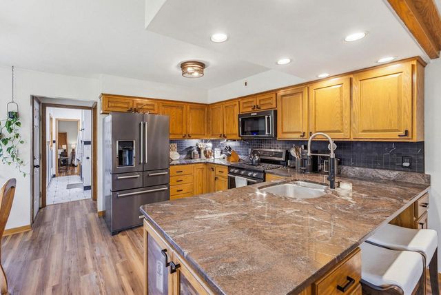 5272 W Silverleaf LANE, Brown Deer, WI 53223