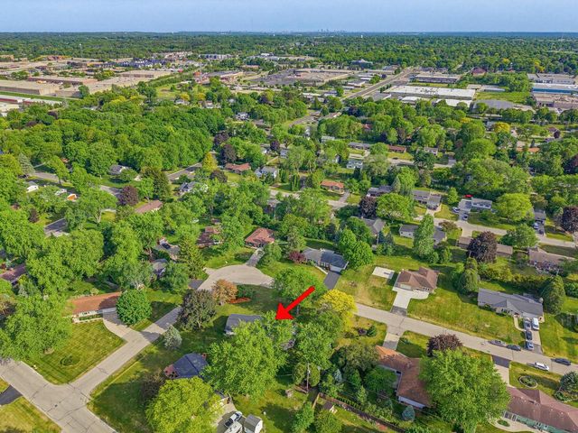 5272 W Silverleaf LANE, Brown Deer, WI 53223