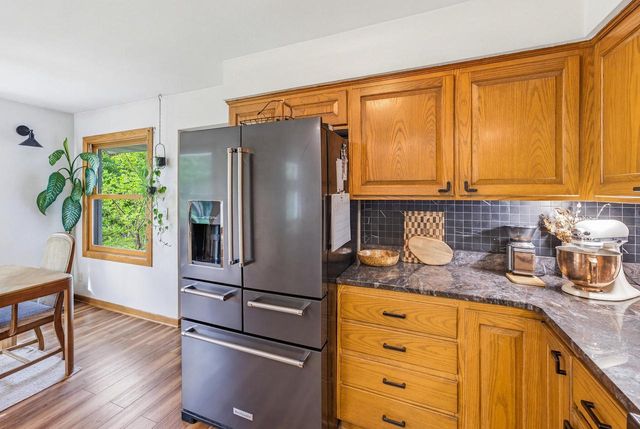 5272 W Silverleaf LANE, Brown Deer, WI 53223