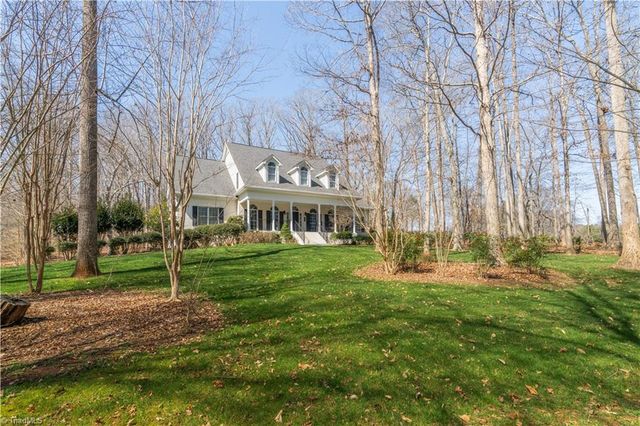 160 Nanzetta Way, Lewisville, NC 27023