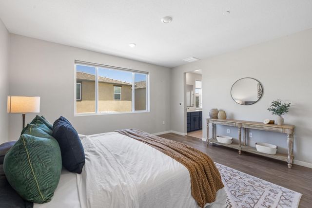 4714 Cantrell Dr, Folsom, CA 95630