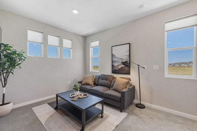 4714 Cantrell Dr, Folsom, CA 95630