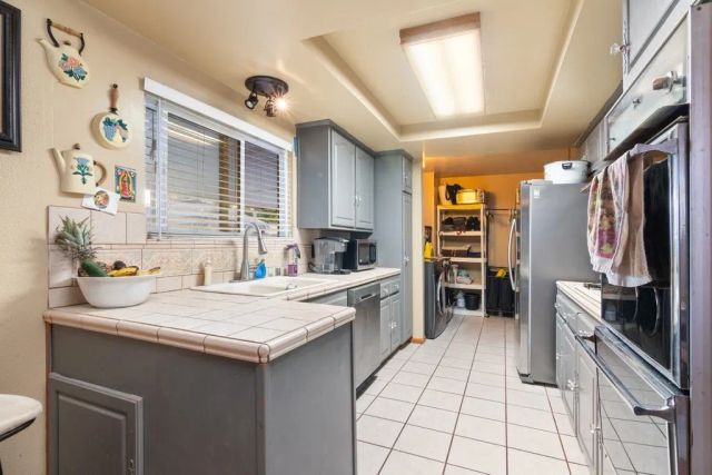 41931 Thornton, Hemet, CA 92544