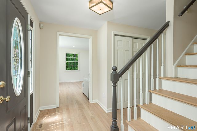 224 Lincoln Drive, Glastonbury, CT 06033