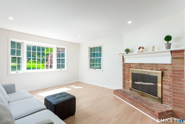 224 Lincoln Drive, Glastonbury, CT 06033