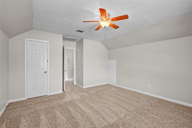 15702 Wandering Trail, Friendswood, TX 77546