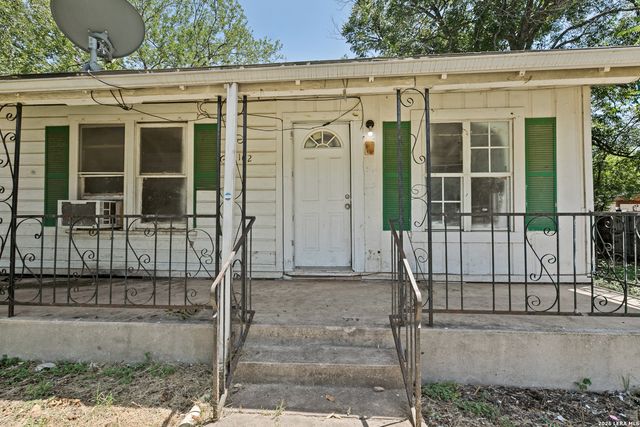 1102 CECILIA ST, San Antonio, TX 78207